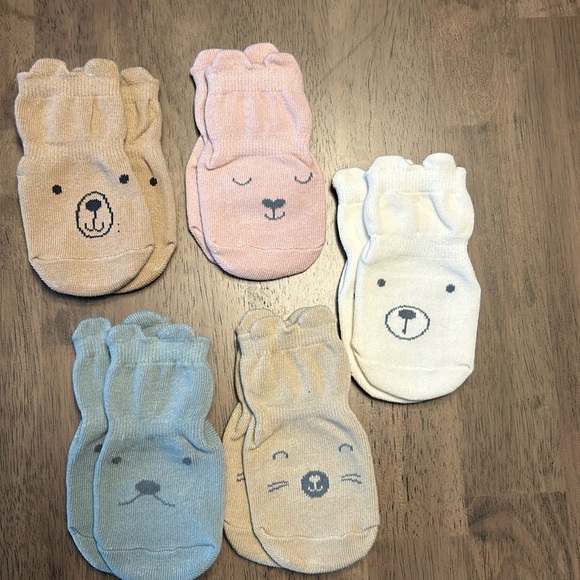 Baby Animal Face Socks w/Tread - Picture 2 of 4